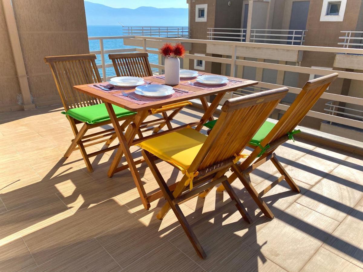 Eka Luxury Two-Bedroom Seaview Apartment Vlorë Eksteriør billede