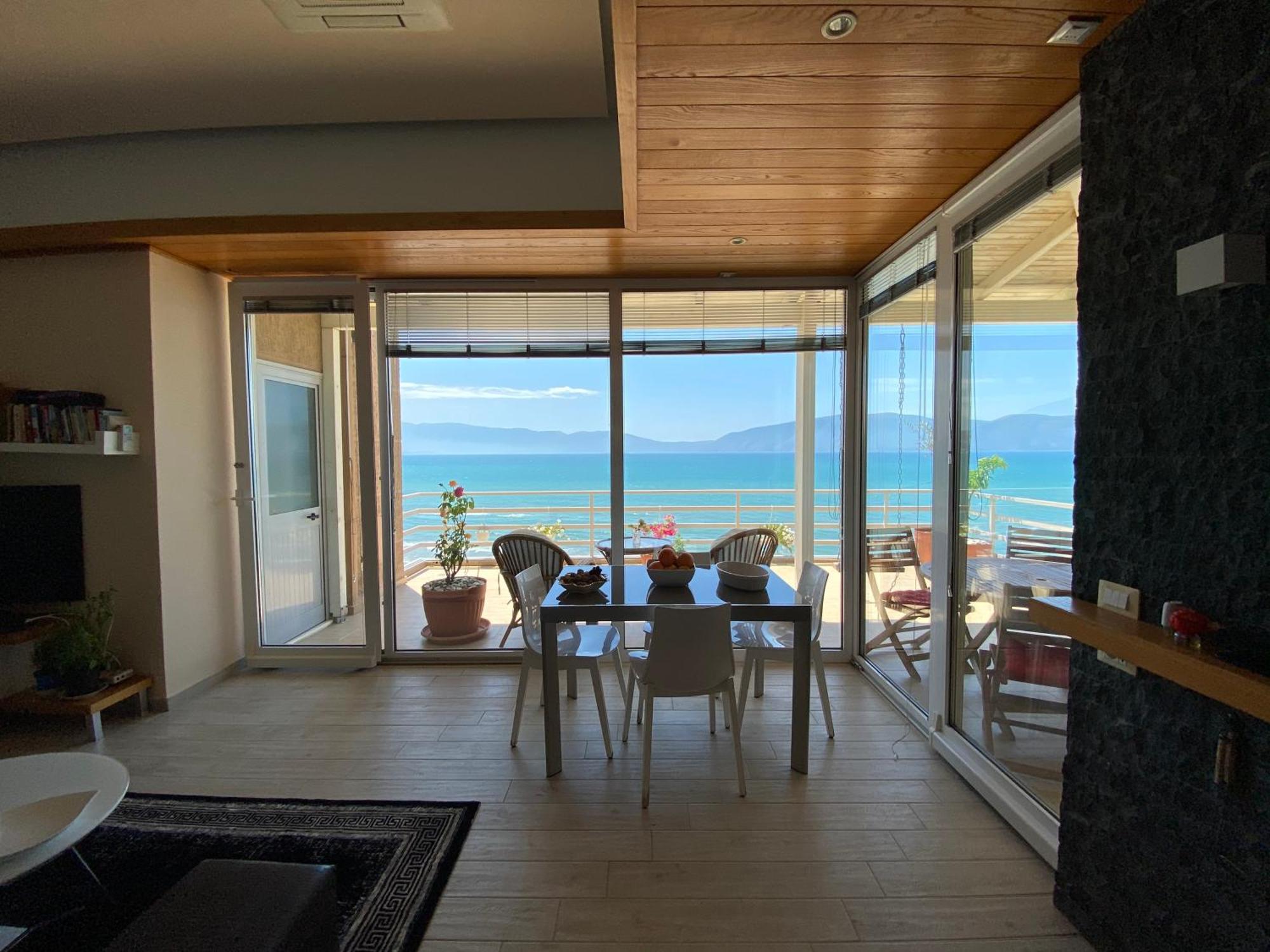 Eka Luxury Two-Bedroom Seaview Apartment Vlorë Eksteriør billede